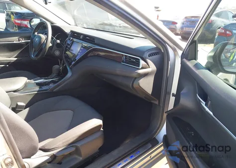 2018 Toyota Camry Le from USA, damaged, VIN 4T1B11HK4JU055929